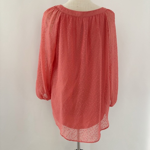 LC Lauren Conrad Pink Asymmetrical 3/4 Sleeve Blouse - Picture 2 of 9